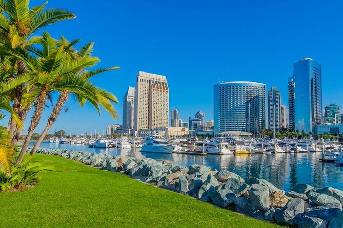 departure-private-transfer-san-diego-to-san-diego-airport-san-in-luxury-suv