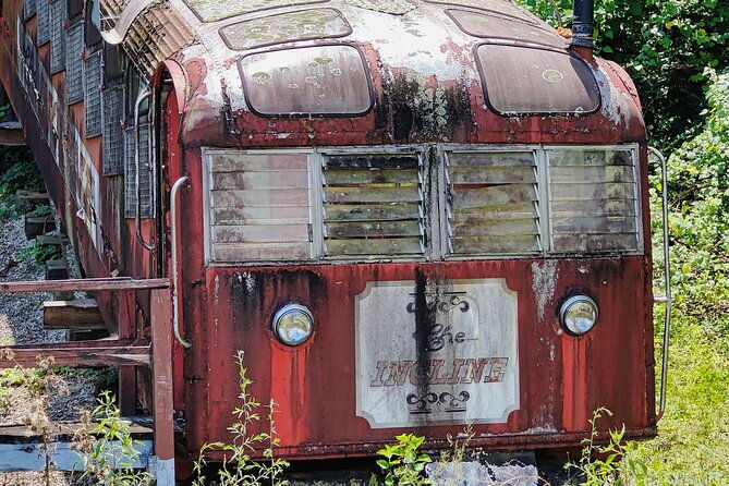 derailed-trolley-tour-and-train-ride-in-chattanooga