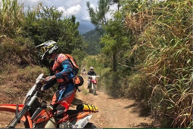 dirt-bike-tours