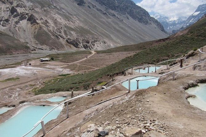 disconnection-in-the-natural-termas-de-colina-and-embalse-el-yeso