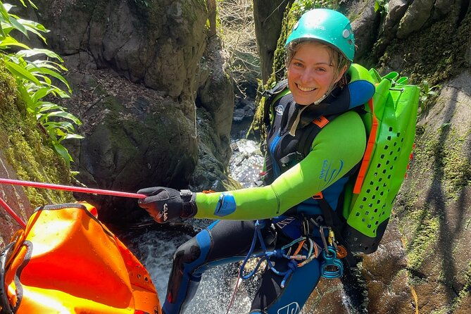 discover-canyoning-in-dollar-glen-2