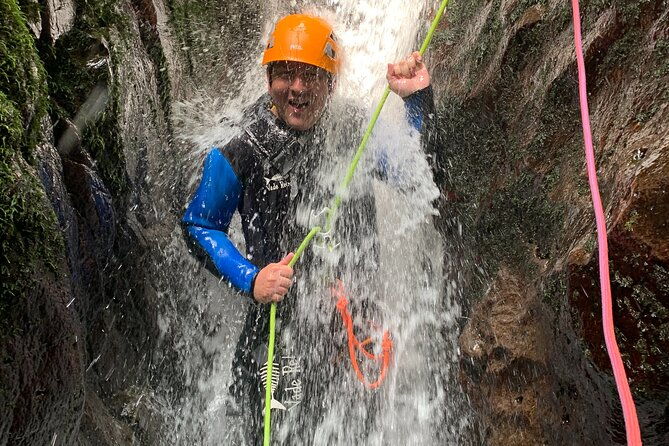 discover-canyoning-in-dollar-glen-3