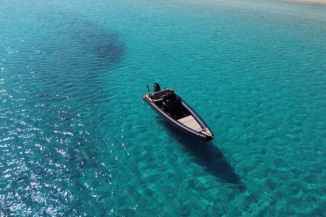 discover-hidden-gems-around-paros-private-boat-tour