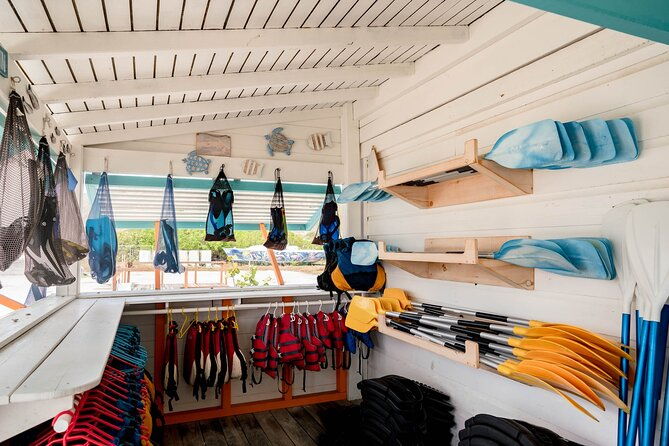 discover-pinel-island-kayak-adventure-for-couples-families