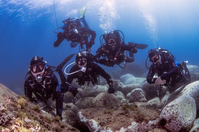 diving-guided-by-the-diving-center-with-full-equipment