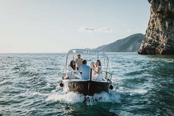 dolce-vita-in-gulf-of-poets