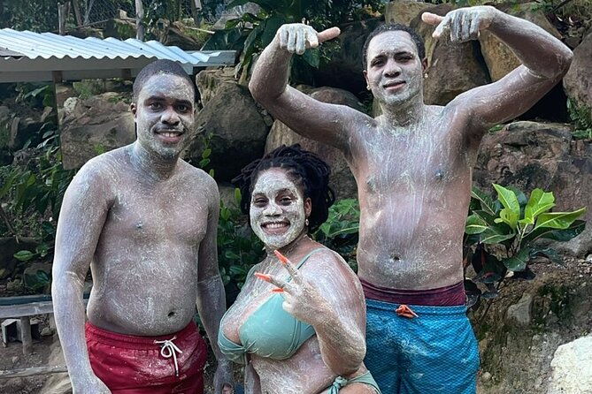 dominica-waterfalls-full-day-private-expedition-autop-tours