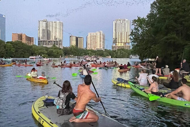 downtown-austin-giant-paddleboard-sunset-tour-with-bats