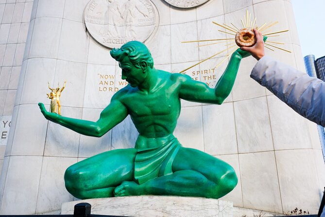downtown-detroit-donut-and-pastry-adventure