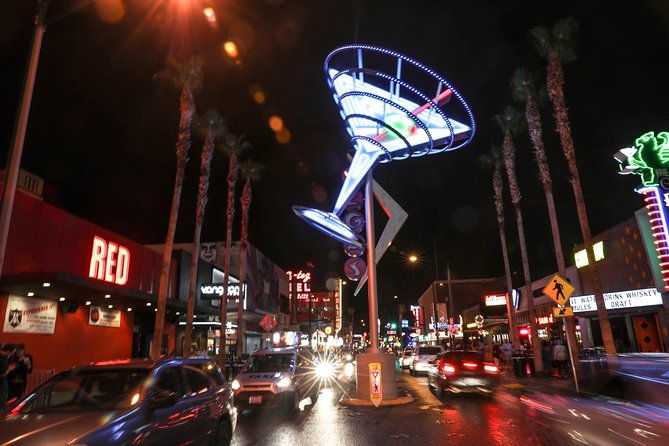 downtown-las-vegas-nighttime-walking-tour