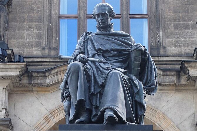 dresdens-balcony-of-europe-a-self-guided-audio-tour-along-the-river-elbe