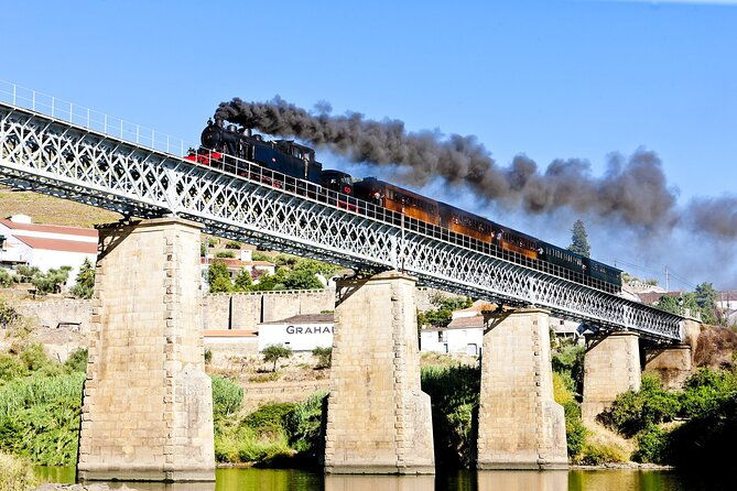driver-with-private-vehicle-in-the-douro-valley