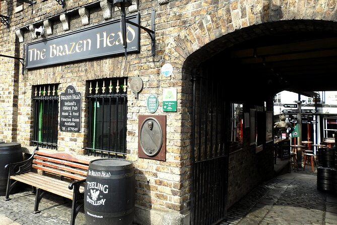 dublin-old-town-famous-pubs-exploration-game-and-tour