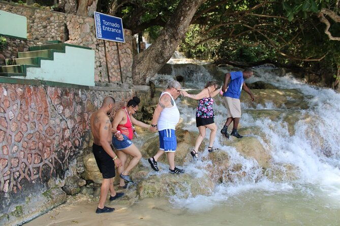 dunns-river-falls-half-day-private-tour-from-falmouth-trelawny