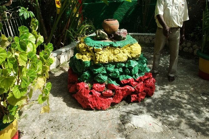 dunns-river-falls-plus-bob-marley-nine-mile-private-tour