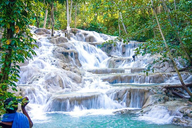 dunns-river-falls-plus-luminous-lagoon-glistening-waterprivate-tour