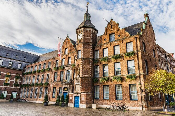 dusseldorf-scavenger-hunt-and-highlights-self-guided-tour