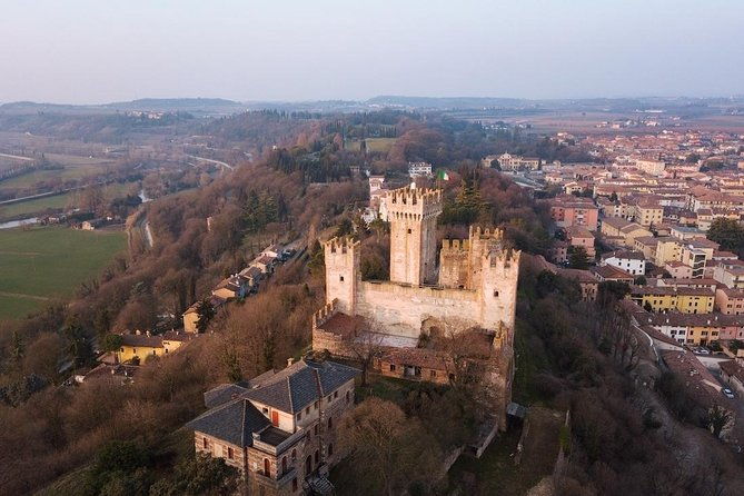 e-bike-adventure-among-medieval-castles-and-old-villages