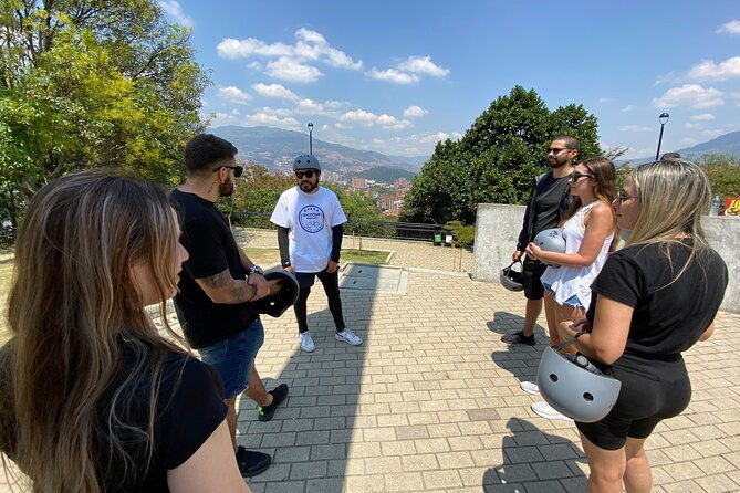 e-bike-city-tour-medellin-with-local-snacks-and-local-beer