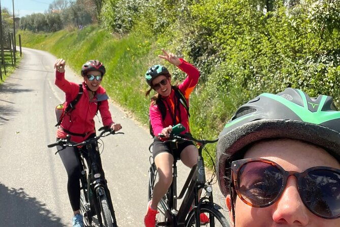 e-bike-tour-with-stop-in-the-cellar-in-the-bardolino-area-2