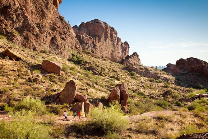 echo-canyon-camelback-e-bike-hike-tour-scottsdale-2-5-hours