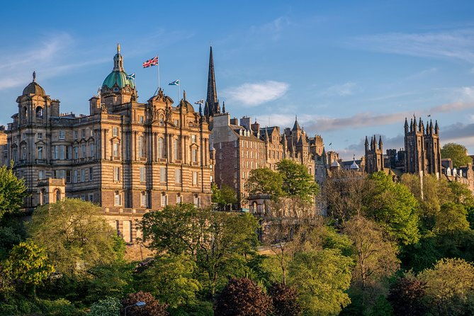 edinburgh-loch-ness-the-highlands-from-london-3-day-rail-tour
