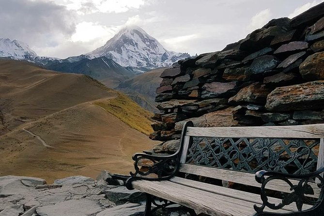 %ef%b8%8fprivate-full-day-tour-to-mtskheta-and-kazbegistepantsminda-from-tbilisi-2