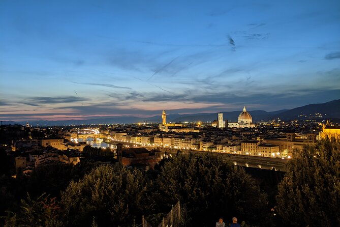 electric-bike-night-tour-of-florence-with-amazing-view-from-michelangelo-square