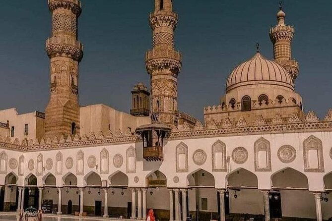 emam-elshafei-mosques-of-ala-elbayt-and-khan-elkhalili-market