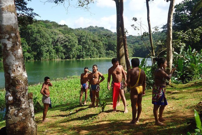 embera-indian-village