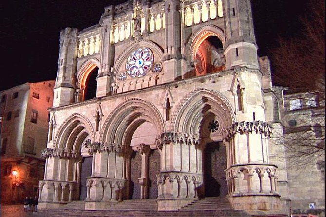 enchanted-basin-night-guided-tour