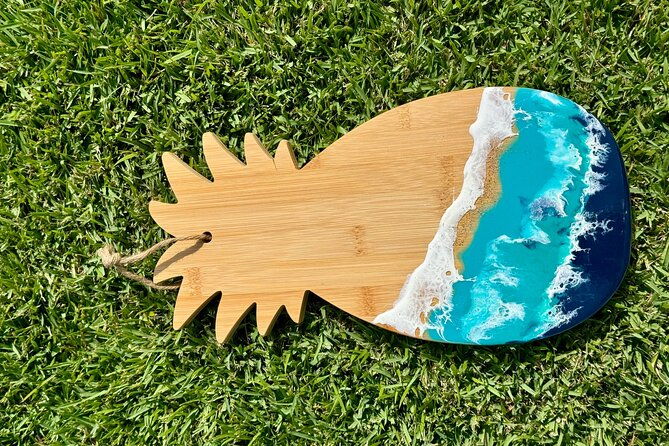 epoxy-resin-cheese-board-art-class