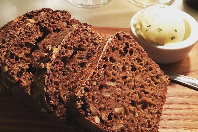 estonian-food-drinks-and-history-tour