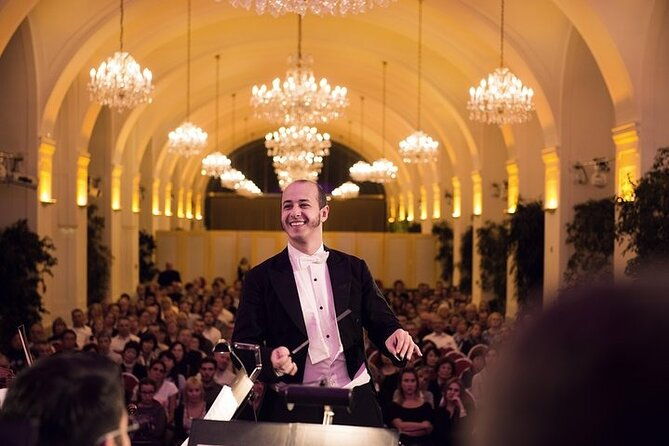 exclusive-evening-at-schonbrunn-palace-after-hours-audiotour-dinner-concert
