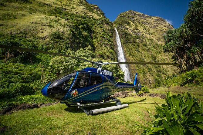 exclusive-landing-with-spectacular-big-island-helicopter-tour-2
