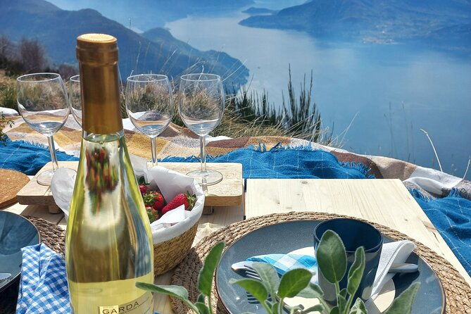 exclusive-picnic-in-the-foothills-of-the-alps-with-the-lake-views
