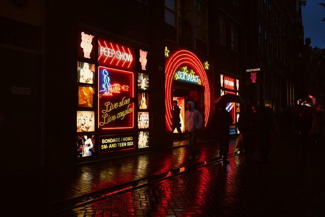 exclusive-small-group-amsterdam-red-light-district-tour