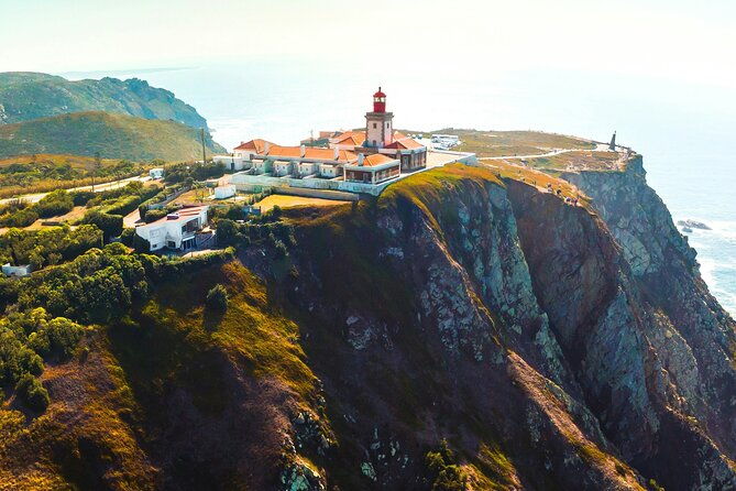 excursion-from-lisbon-to-sintra-cabo-da-roca-beaches-and-cascais-2