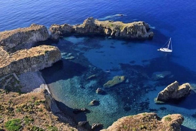 excursion-to-stromboli-lipari-vulcano-from-tropea-4