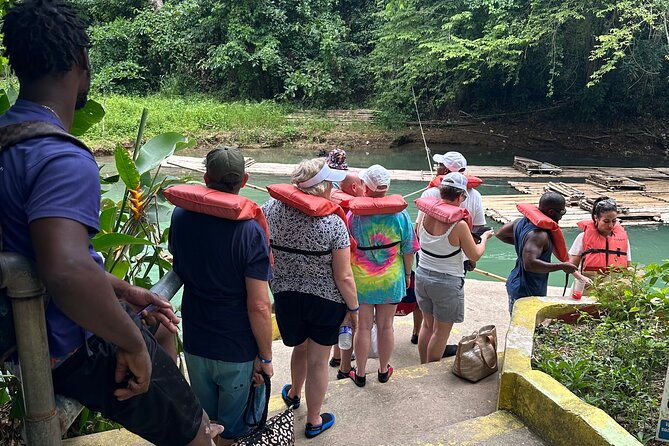 experience-day-rafting-on-the-martha-brae-river
