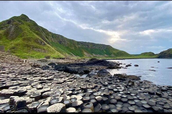 experience-the-antrim-coast-and-the-land-of-giants-private-tour
