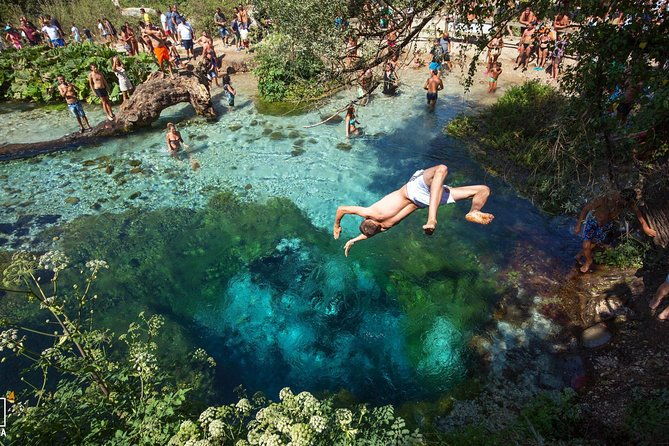 explore-blue-eye-the-monument-of-nature