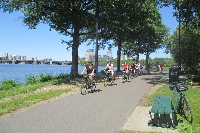 family-friendly-guided-bike-tour-of-boston-2
