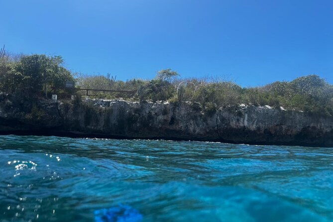 fantastic-catalina-island-beach-and-depth