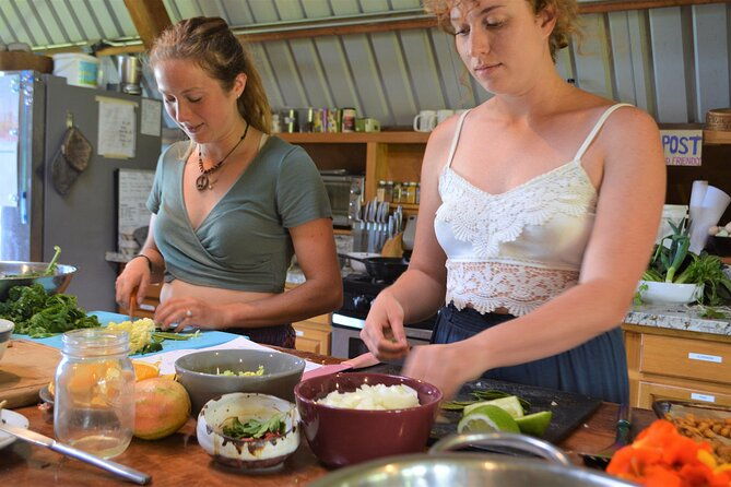 farm-to-table-cooking-class-at-kulaniapia-falls