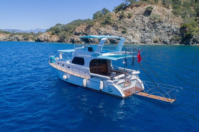fethiye-private-boat-discover-the-blues-by-bay-c-boat-2