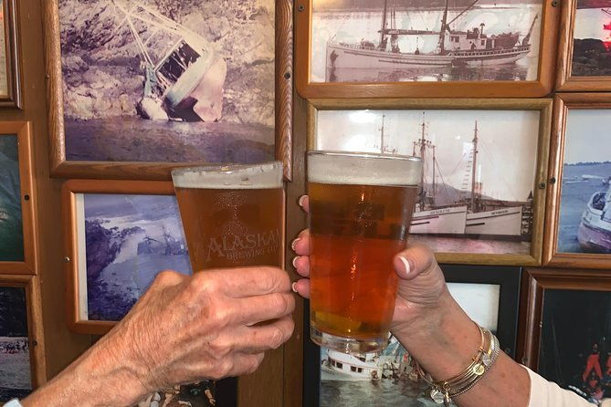 fish-tales-ales-90-minute-historical-walking-tour-of-fishing-fleet-and-bars