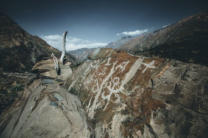 from-santiago-to-the-andes-4x4-horseback-riding-waterfall-visit-and-barbecue