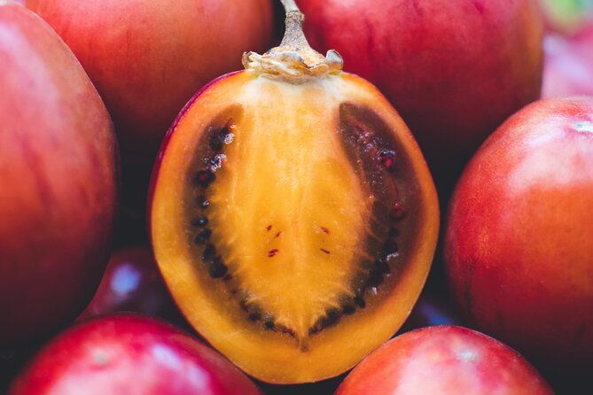 fruit-tour-at-the-worlds-sweetest-market