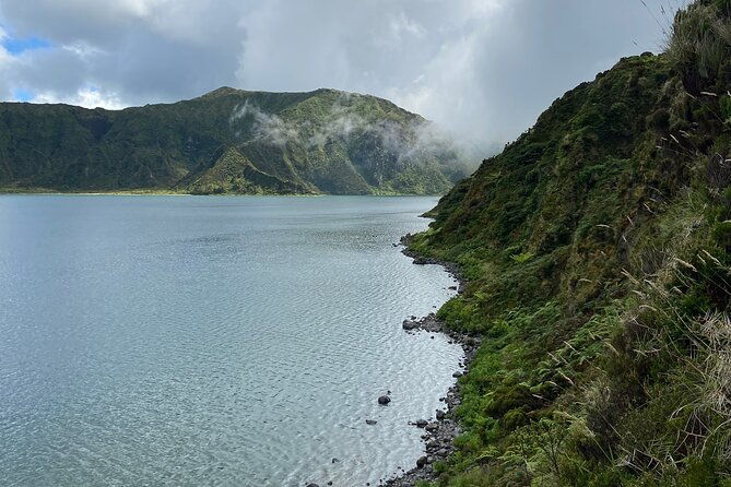 full-day-hiking-trail-in-lagoa-do-fogo-sao-miguel